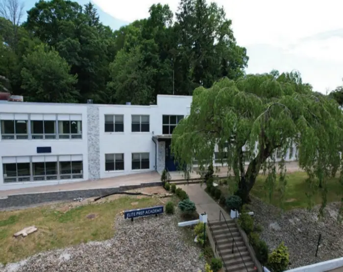 菁英预备学院概况